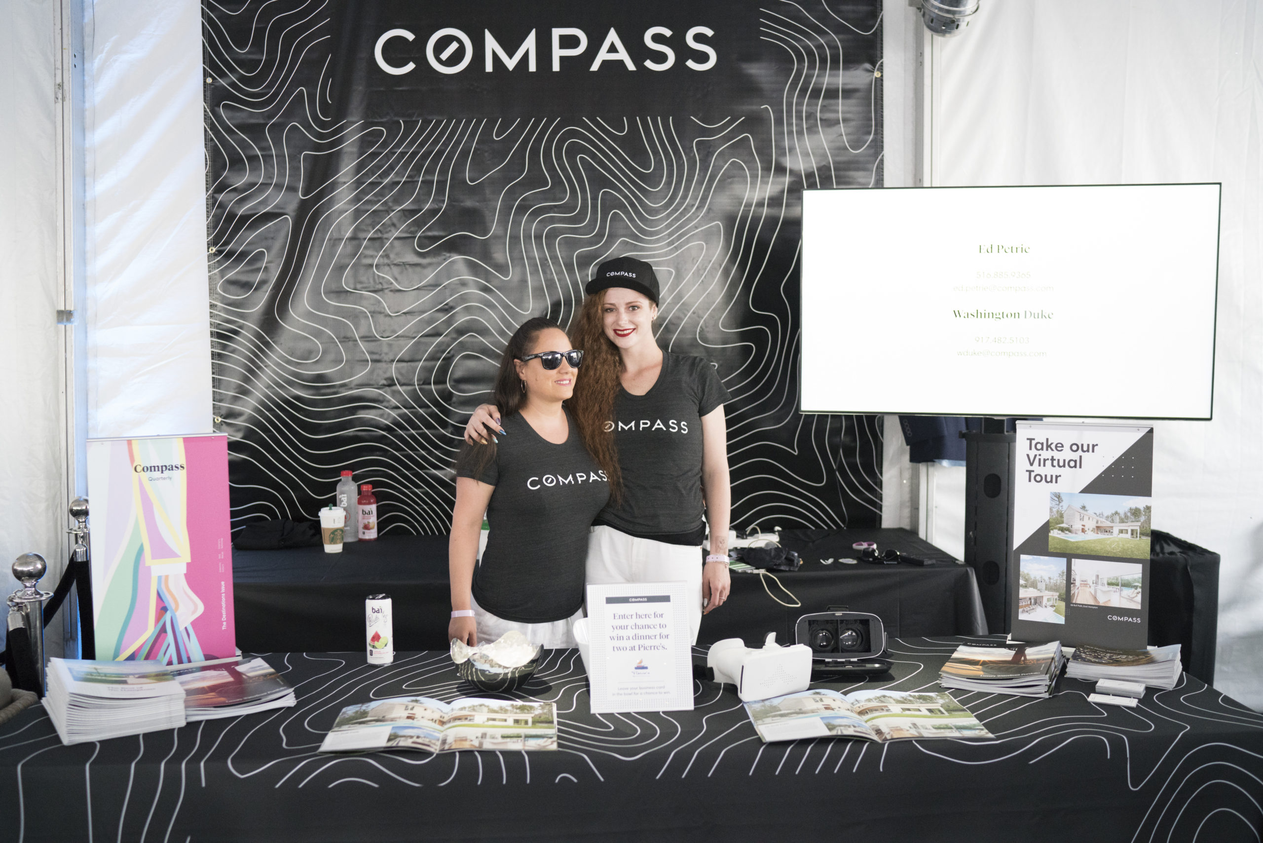 compass stand